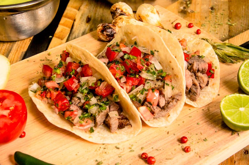 Carne asada street tacos
